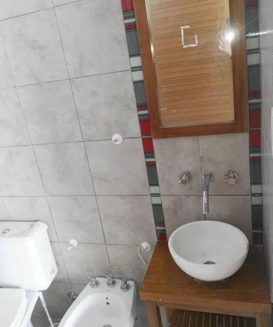 Alquiler dto. monoambiente hecho a nuevo. Balcón corrido en Almagro 1