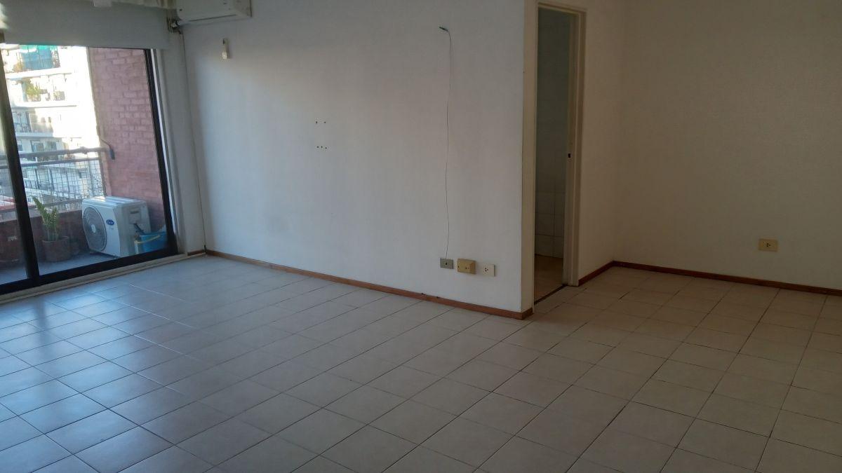 Foto de VENTA DEPARTAMENTO 2 AMBIENTES EN BOTANICO, imagen 1