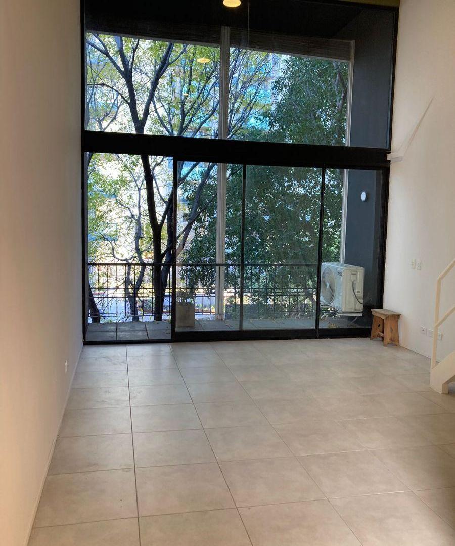 Duplex Super Luminoso en Nuñez - 45 m² con Amplio Balcon Al Frente