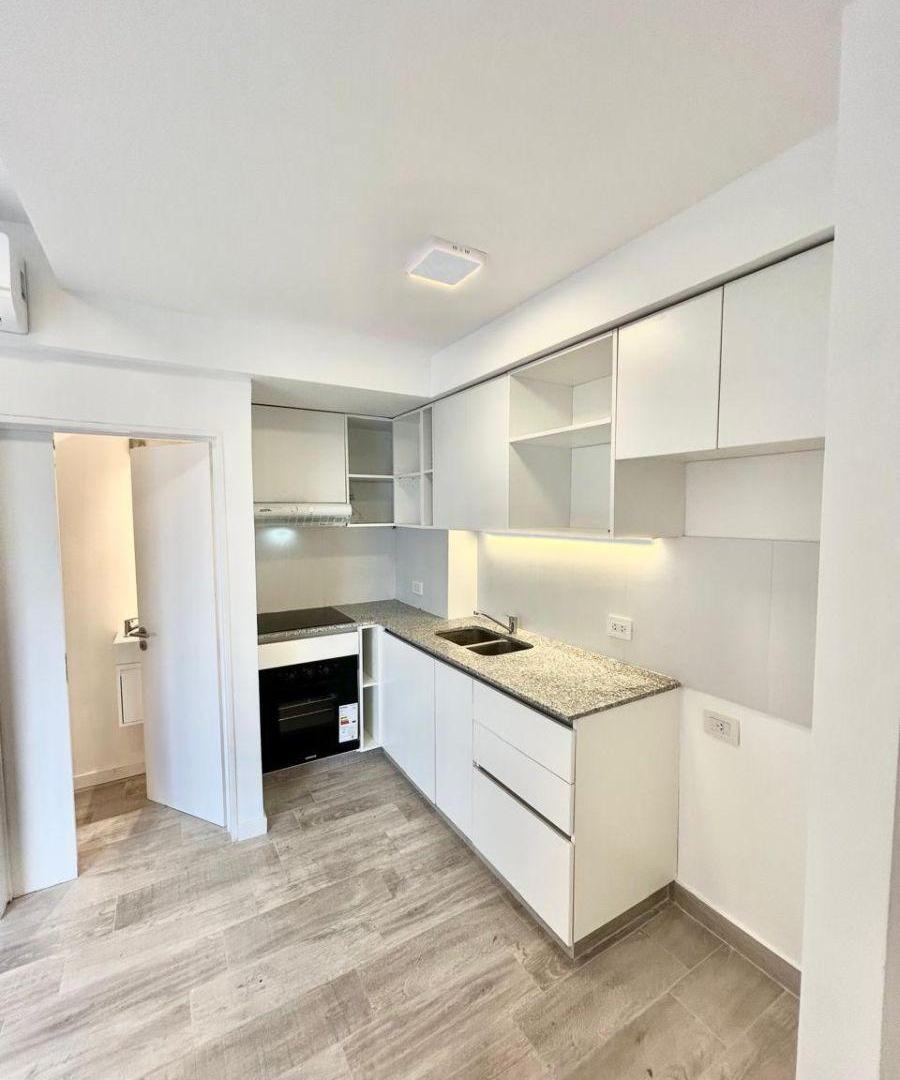 Foto de Triplex A Estrenar Con Parrilla Y Terraza - A Pasos Del Subte, imagen 3