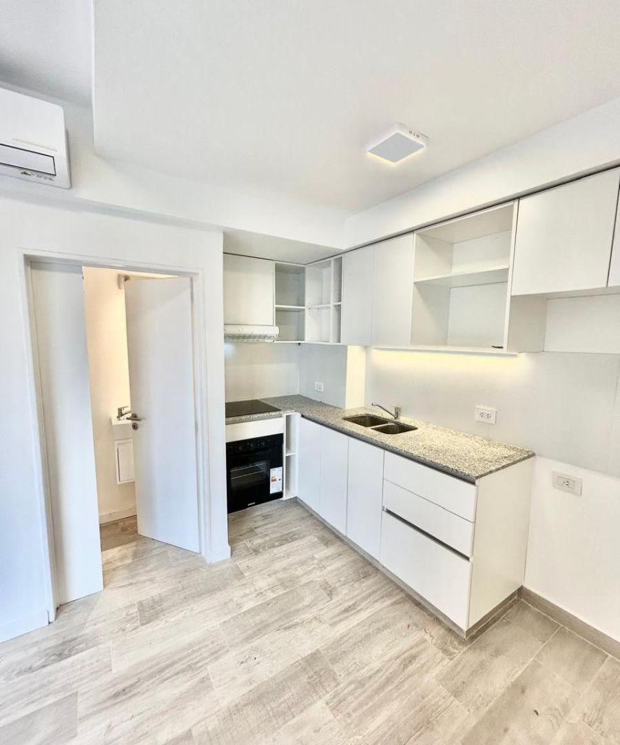 Foto de Triplex A Estrenar Con Parrilla Y Terraza - A Pasos Del Subte Caldas, imagen 5