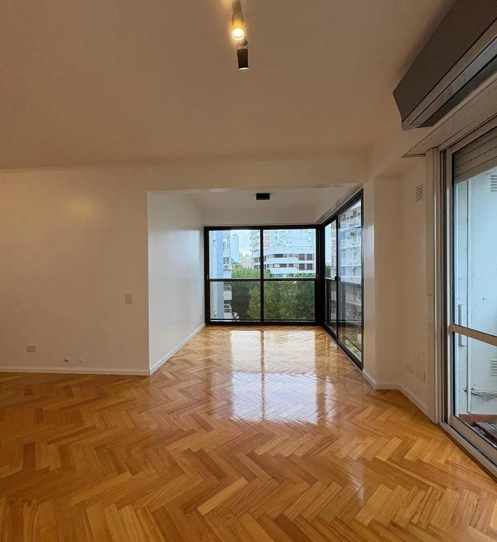 Departamento 3 Ambientes En Alquiler En Torre Martínez 1