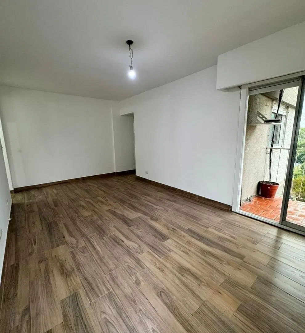 Departamento 3 ambientes en Alquiler en Olivos 5