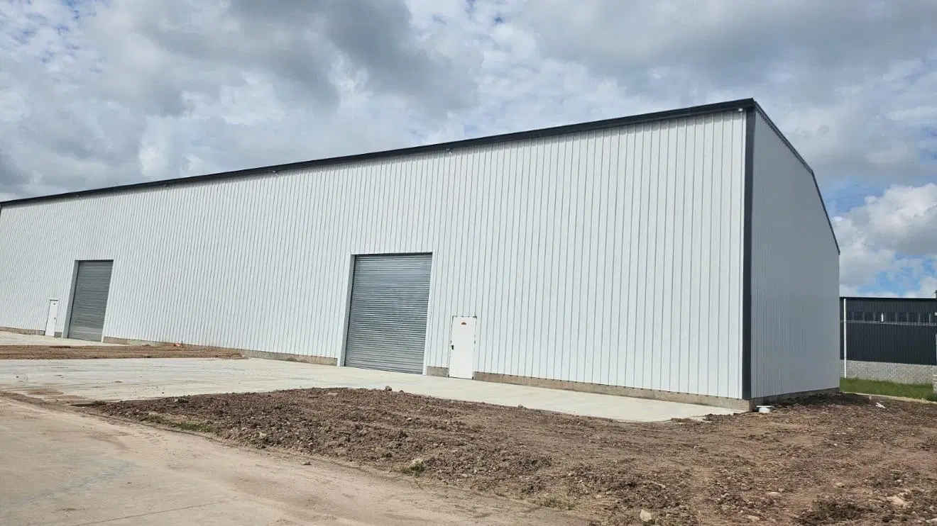 Canning - Alquiler Nave industrial 1200 mts2 - Espacio Nova 1
