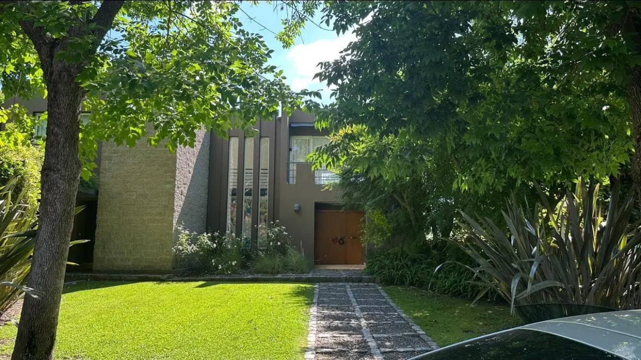 Casa En Alquiler Anual En Santa María De Tigre Al Río Amoblada 3