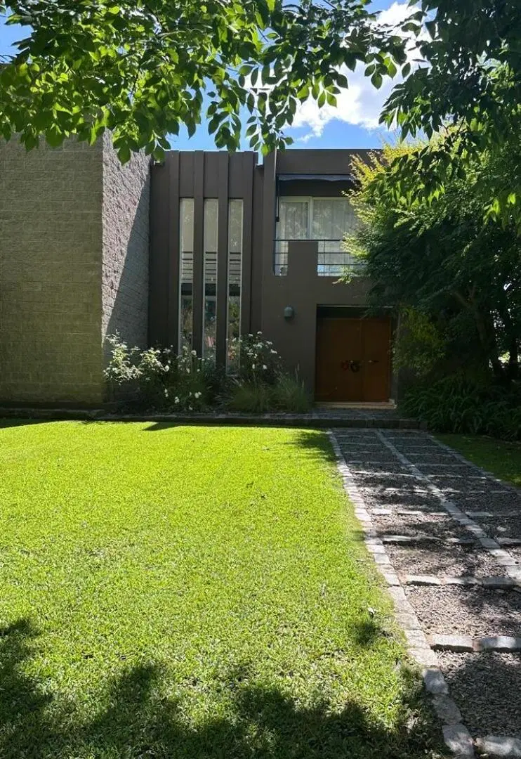 Casa En Alquiler Anual En Santa María De Tigre Al Río Amoblada 2