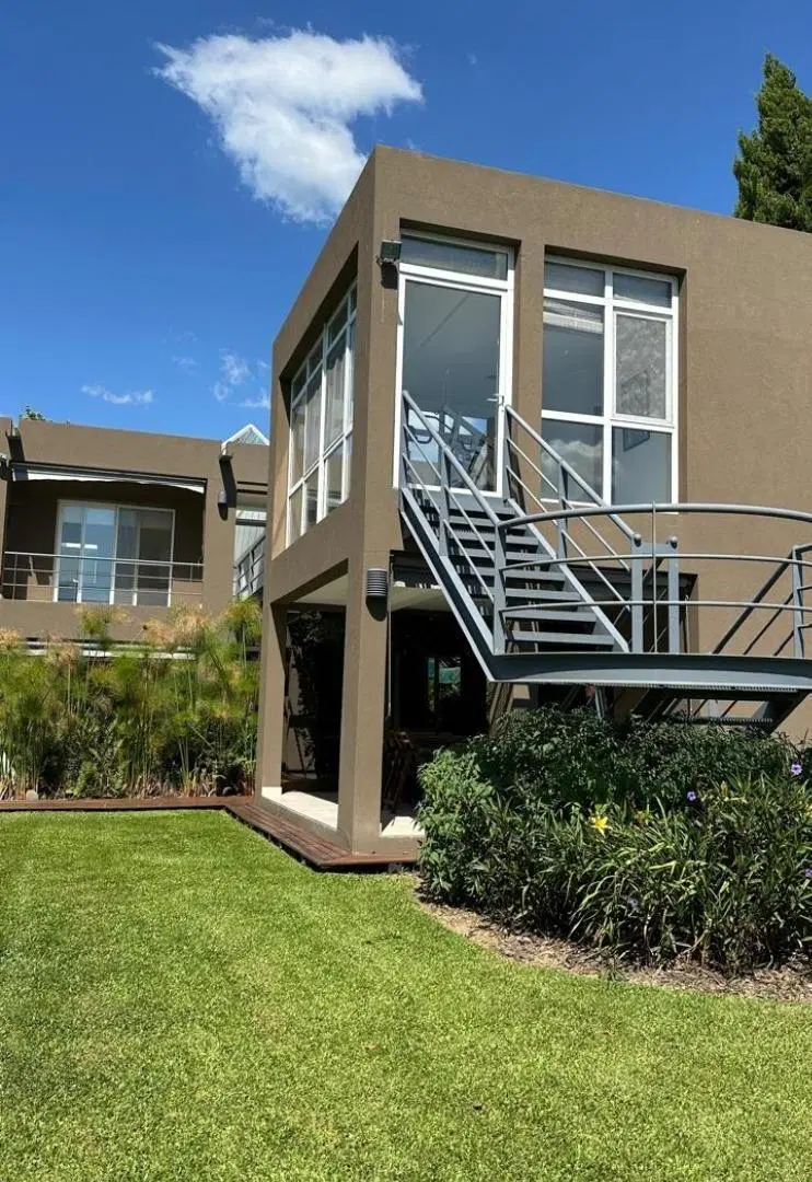 Casa En Alquiler Anual En Santa María De Tigre Al Río Amoblada 4