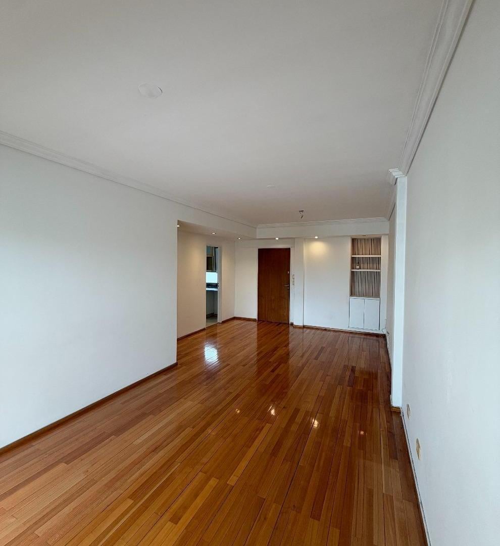 Foto de Departamento 3 ambientes con cochera cubierta, balcón y amplia terraza, imagen 4
