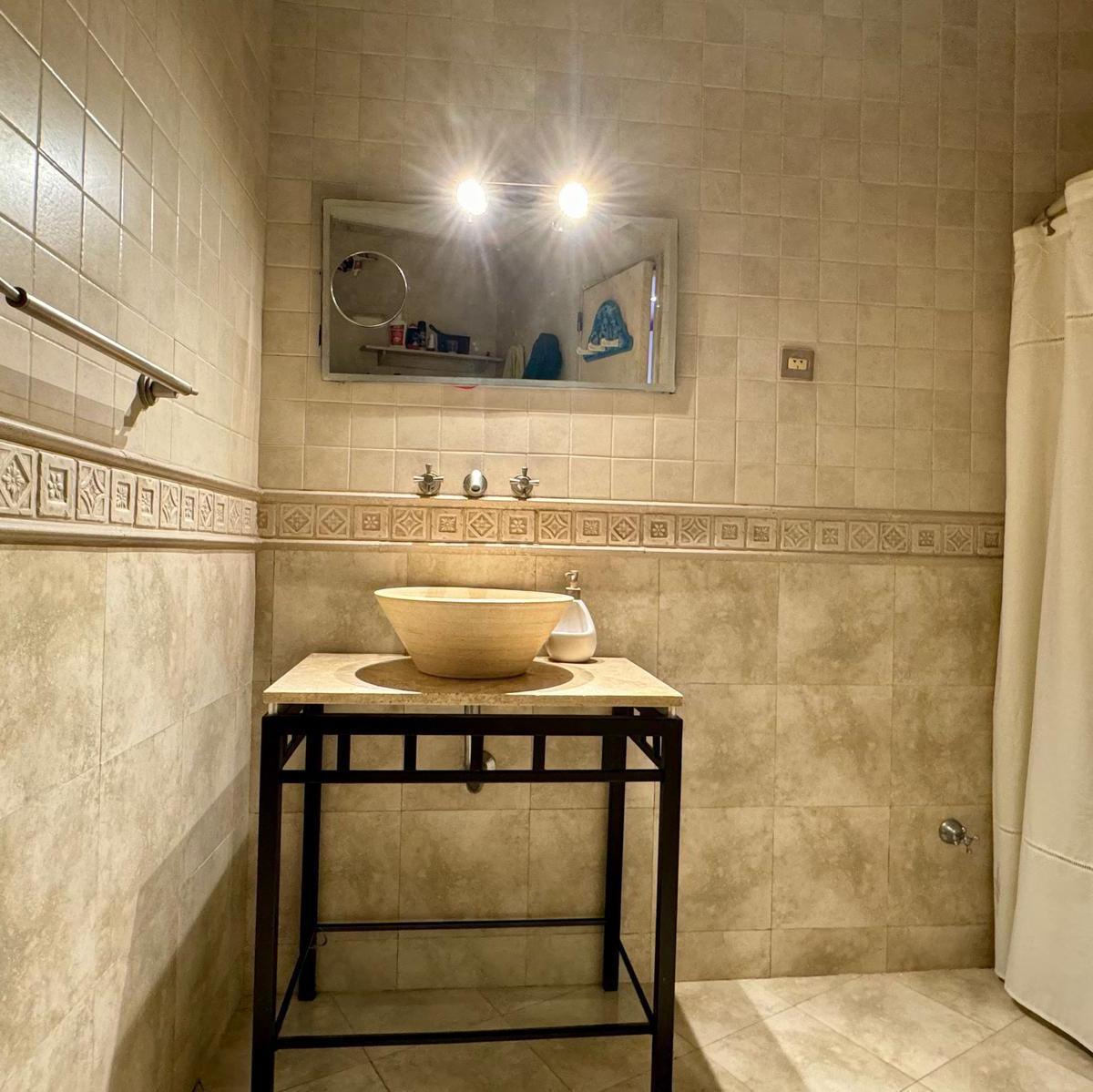 Foto de Departamento 5 ambientes en La Perla con 2 cocheras, imagen 5