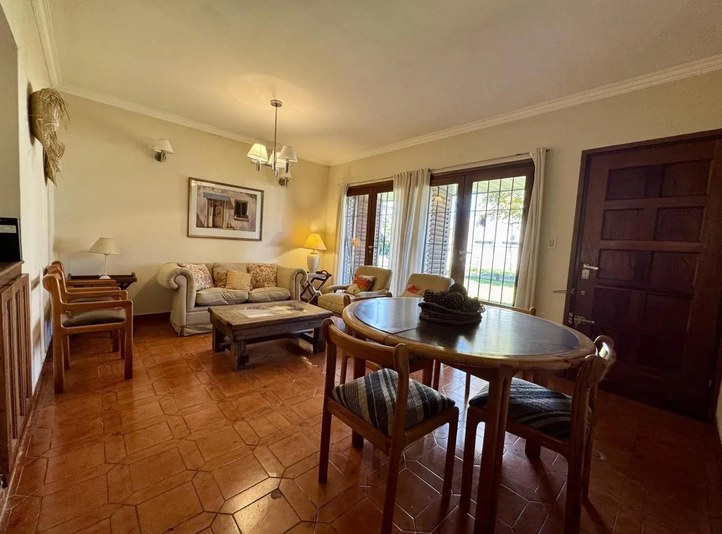 Chalet en Alquiler 24 Meses en Constitucion con quincho y cochera 2