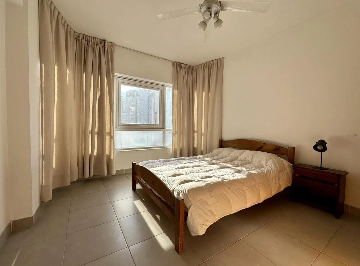Departamento 4 ambientes en Zona Centro para alquiler 1