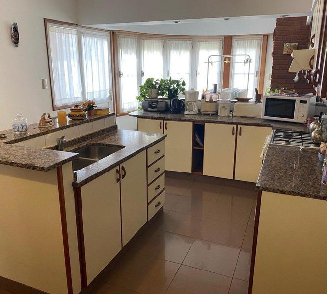Foto de Chalet en Guemes con parque y cochera, imagen 5