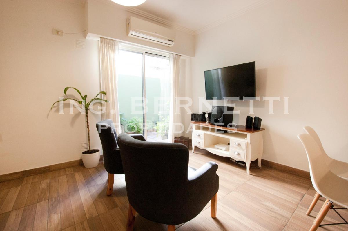PH 2 Ambientes con Patio - Impecable !!! - Exc. ubicación -