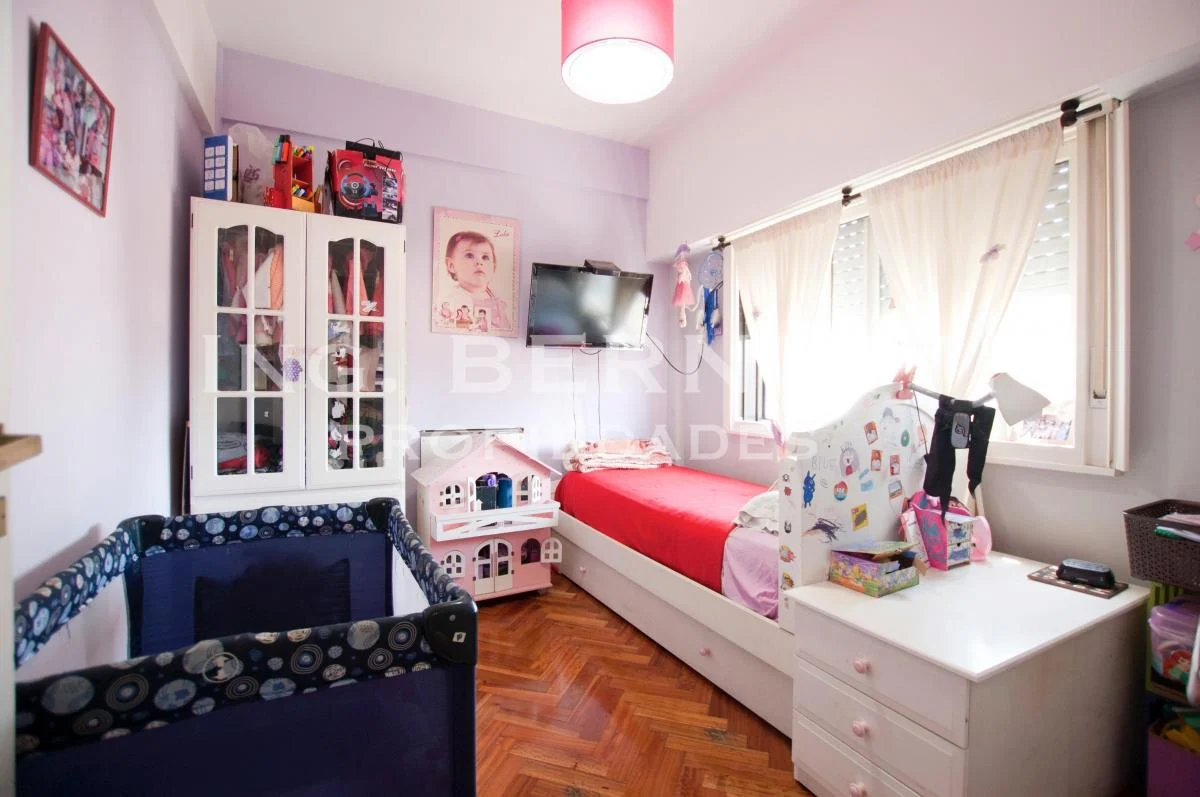 Excelente Departamento 3 Ambientes con Balcón - Reciclado a Nuevo, Impecable! 1