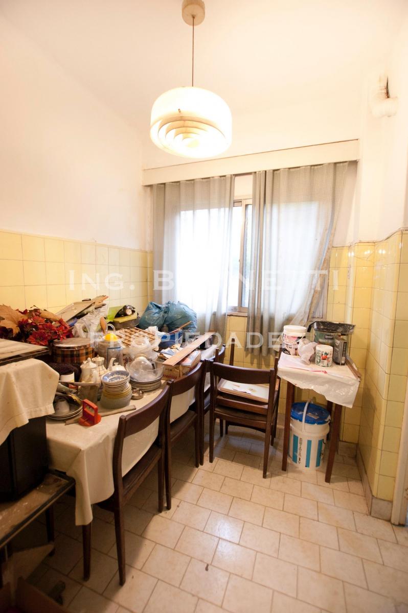 Departamento 3 Ambientes - Primer Piso - Barrio Gral. San Martín -