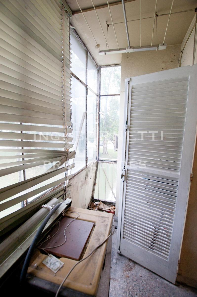 Foto de Departamento 3 Ambientes - Primer Piso - Barrio Gral. San Martín -, imagen 2