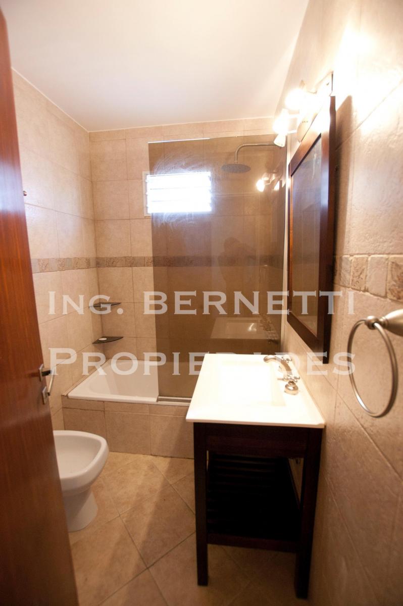 Excelente Semipiso 3 Ambientes c/ balcón - En lo mejor de Villa Urquiza -