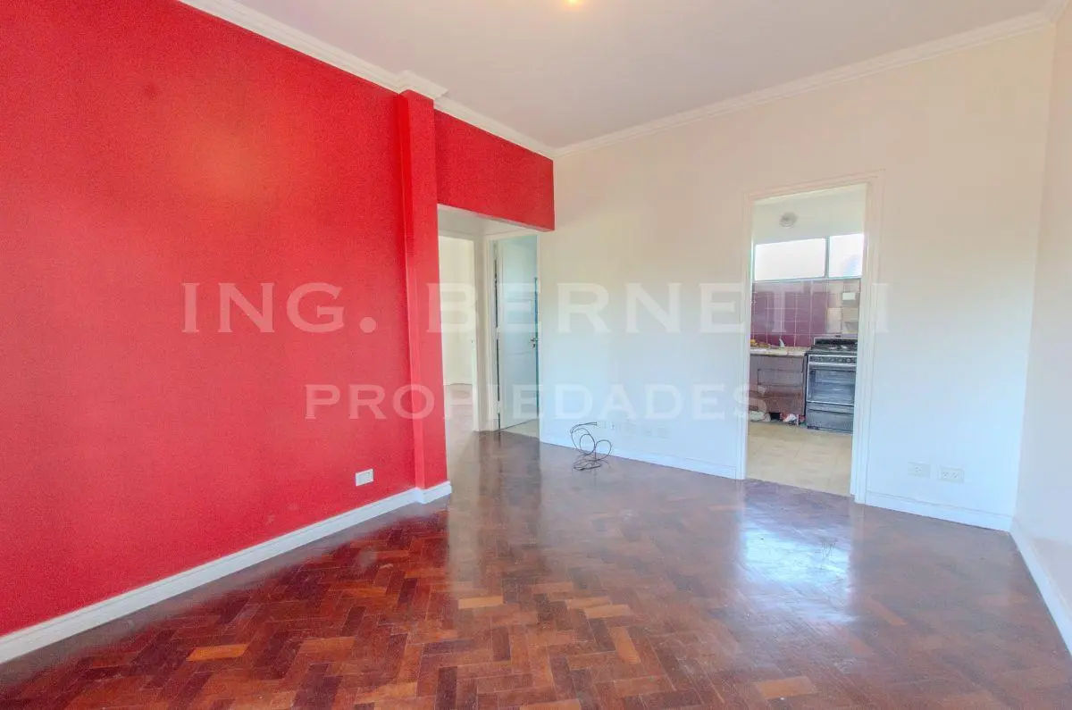 Departamento 3 Ambientes - Tercer Piso - Amplio y Luminoso - Barrio. Gral. San Martín - 2