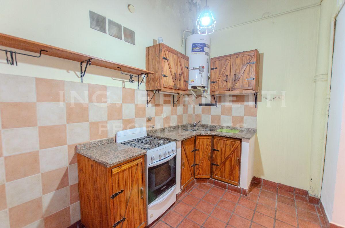 Foto de Tipo Casa 3 Ambientes al frente con entrada independiente - Muy buen estado -, imagen 3