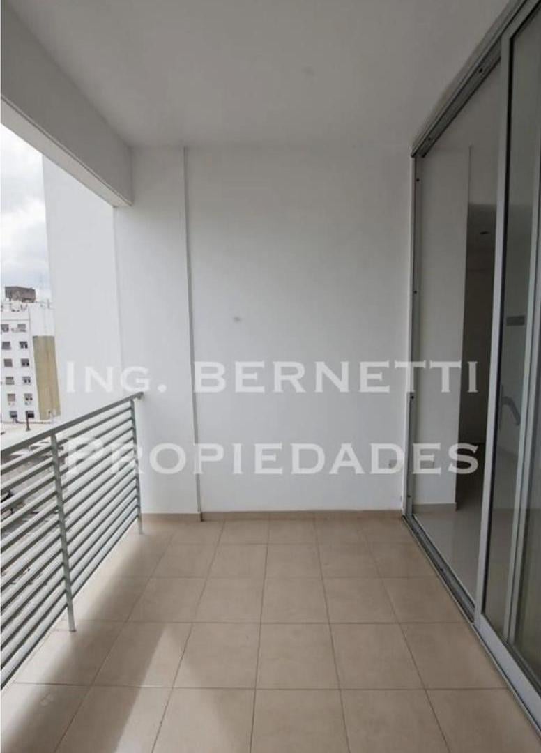 Departamento 2 Amb al frente - SIN EXPENSAS - Muy buena ubicación -