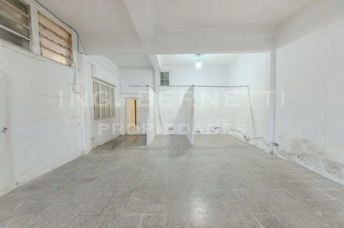 Excelente Depósito con oficinas - Muy buena ubicación - 3
