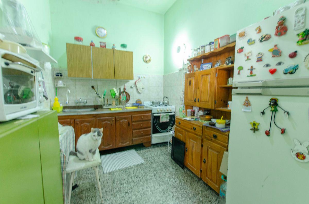 Foto de Casa 3 ambientes al frente con jardín y terraza - Muy buena ubicación -, imagen 4