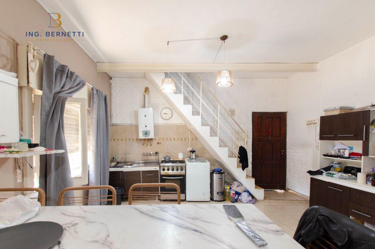 Foto de Tipo Casa 5 ambientes al frente - 158 m2 - Ideal 2 familias -, imagen 1