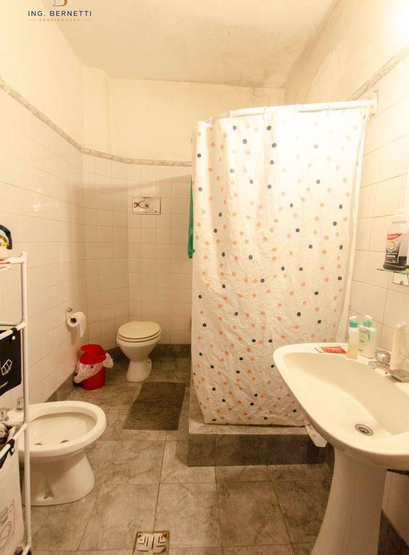 Foto de Tipo Casa 5 ambientes al frente - 158 m2 - Ideal 2 familias -, imagen 3