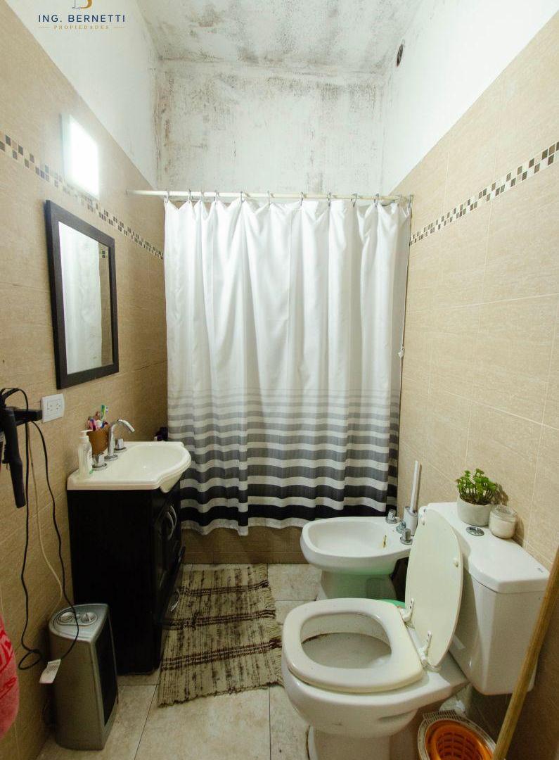 Foto de Tipo Casa 5 ambientes al frente - 158 m2 - Ideal 2 familias -, imagen 4