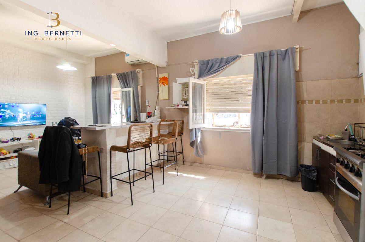 Foto de Tipo Casa 5 ambientes al frente - 158 m2 - Ideal 2 familias -, imagen 2