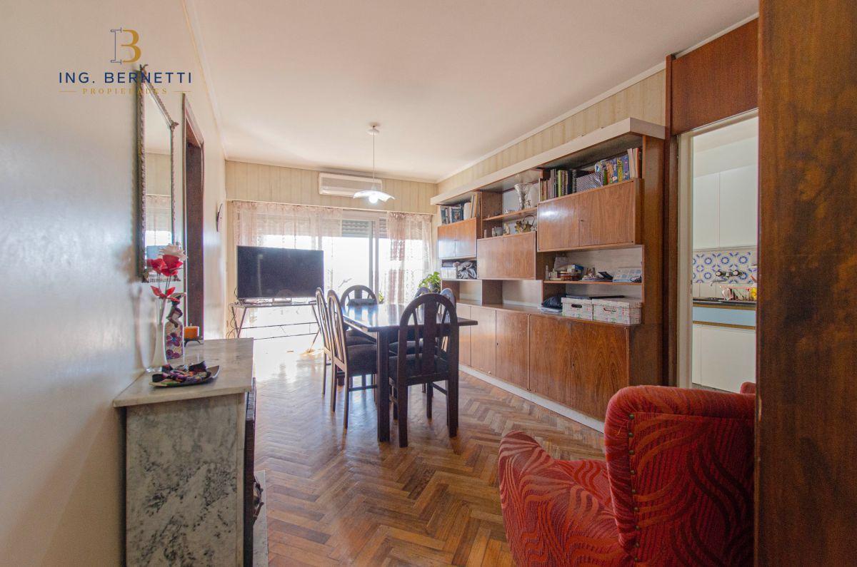 Foto de Departamento 3 Ambientes al contrafrente y vista abierta - Balcón, imagen 1