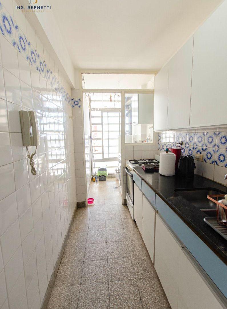 Foto de Departamento 3 Ambientes al contrafrente y vista abierta - Balcón, imagen 3