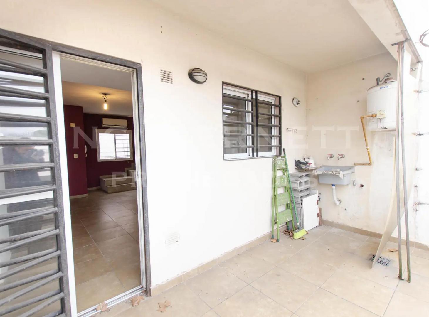 Foto de Departamento 2 ambientes en dúplex con balcón aterrazado - bajas, imagen 4