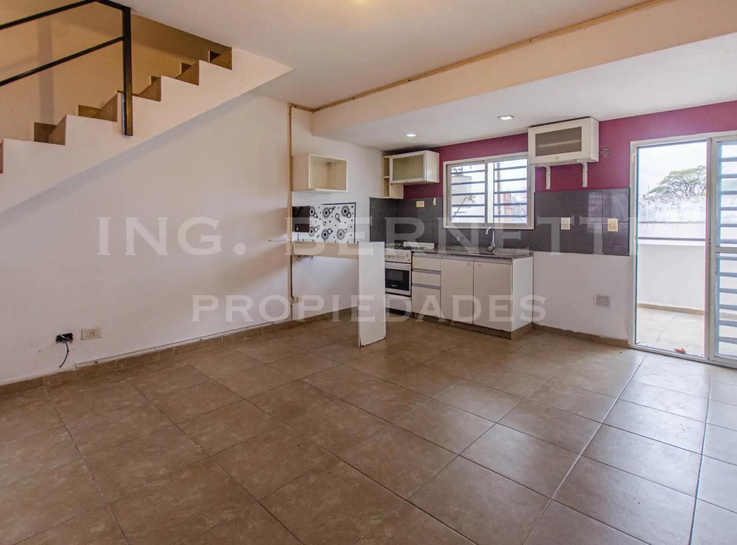 Foto de Departamento 2 ambientes en dúplex con balcón aterrazado - bajas, imagen 1