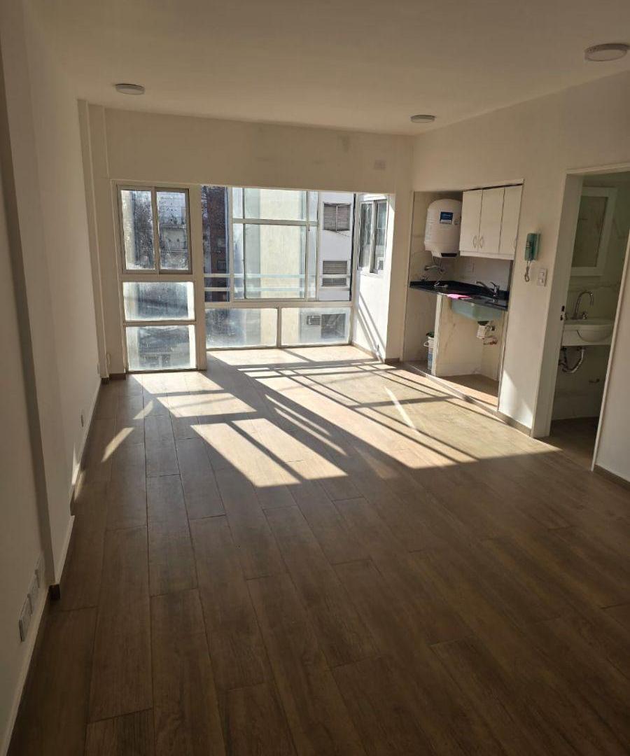 Foto de Monoambiente en Excelente Ubicación - Sobre Av Santa Fe, imagen 3