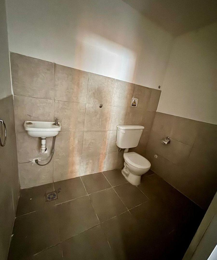 Foto de Local comercial excelente ubicacion, a metros de Sabattini.-, imagen 1