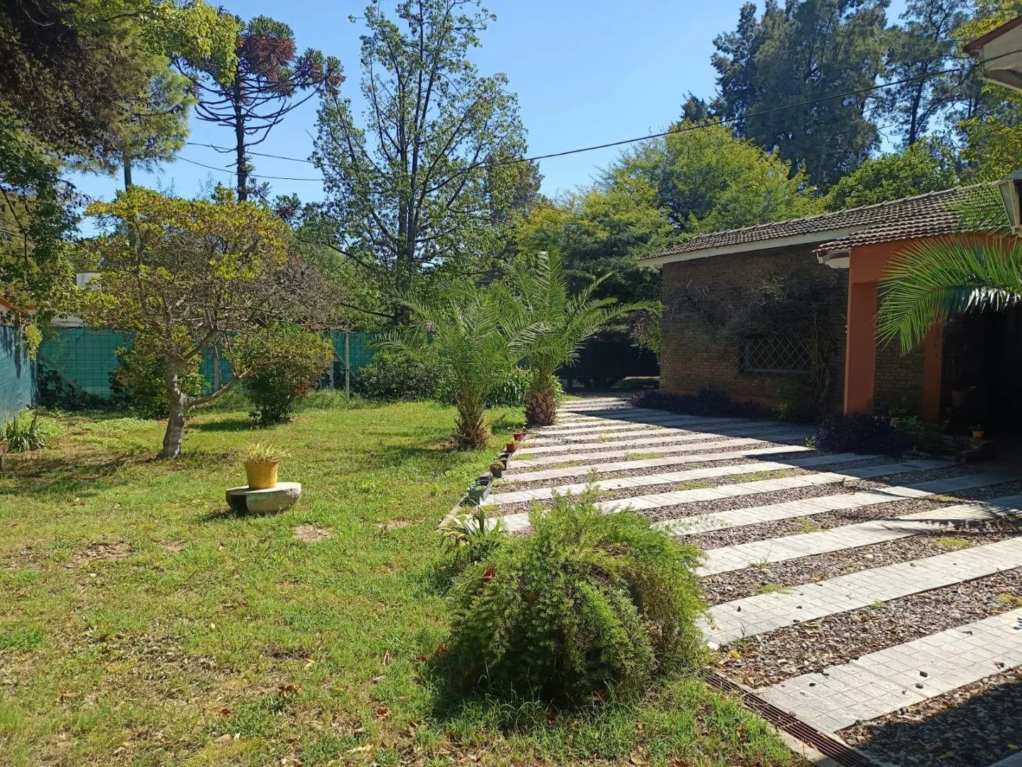 Casa 5 ambientes 2 dormitorios. | ALGARROBOS 1860 1