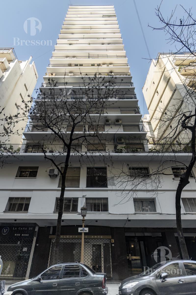 Departamento en Venta en Torre de Categoría con Cochera Fija y Seguridad - Retiro 4