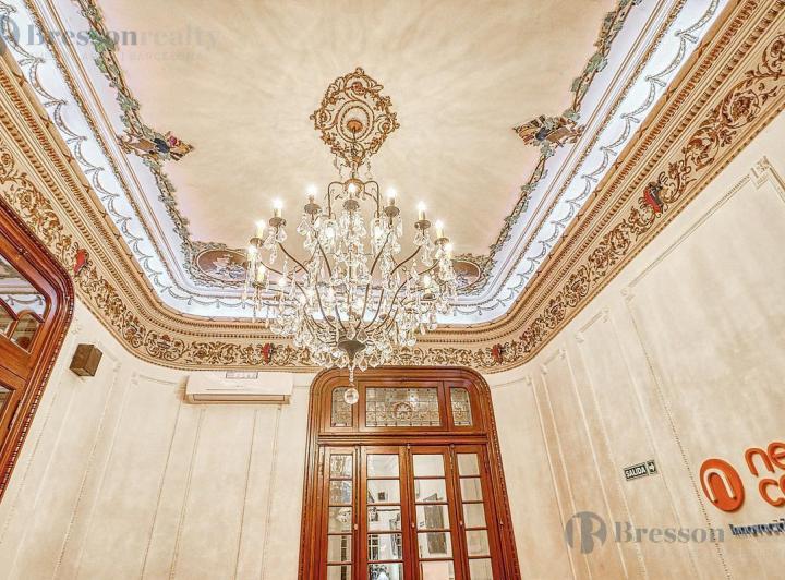 Oportunidad, Casa Art Deco 3 pisos en Recoleta 4