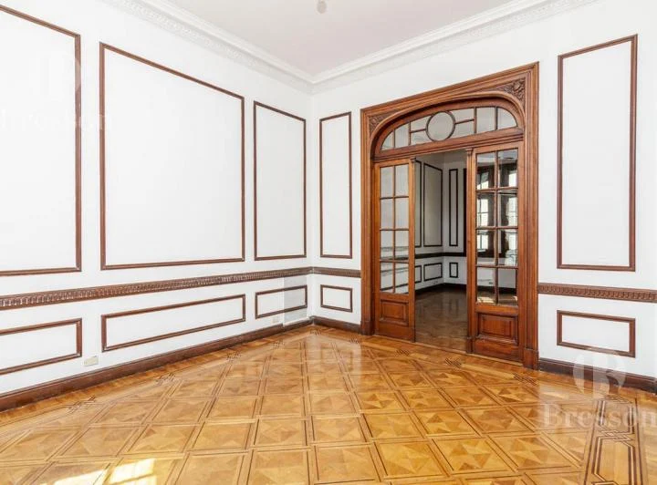 Oficina en  Edificio Francés - Barrio Norte  Córdoba 1800 5