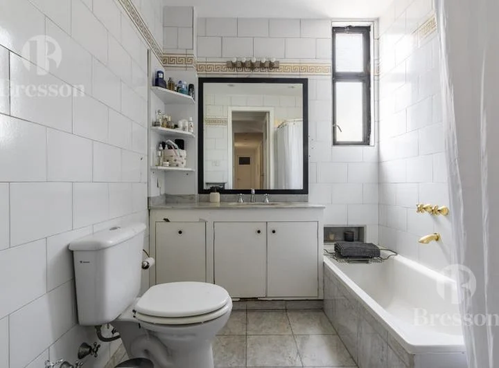 Espectacular depto Frances en venta en Recoleta. Esquina Callao y Cordoba elegante y lleno de luz 5