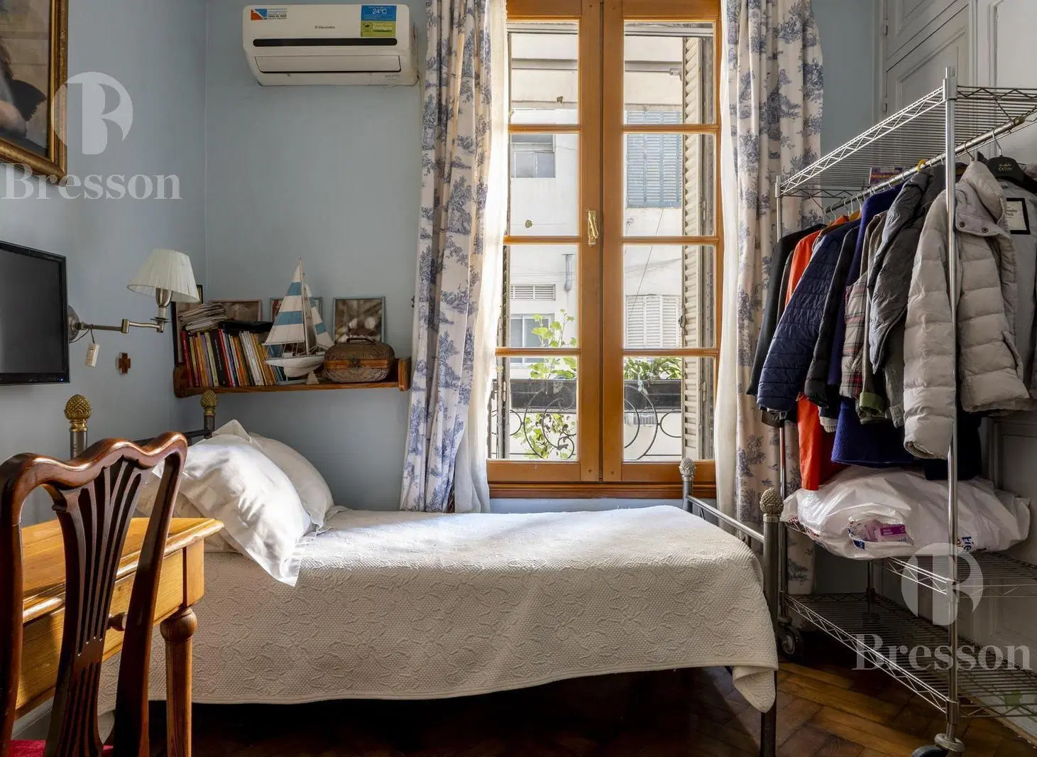 Departamento sobre calle Basavilbaso 5