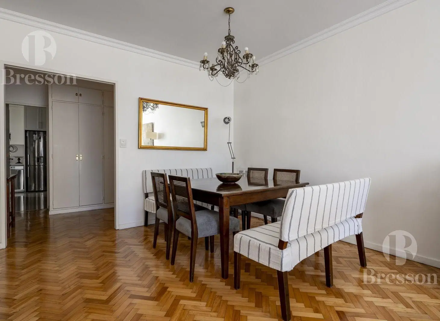 Departamento en venta 5 ambientes, con cochera fija en Retiro. 3