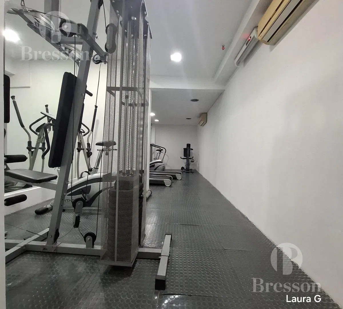 Alquiler Monoambiente con balcón y cochera. Equipado - Recoleta 4