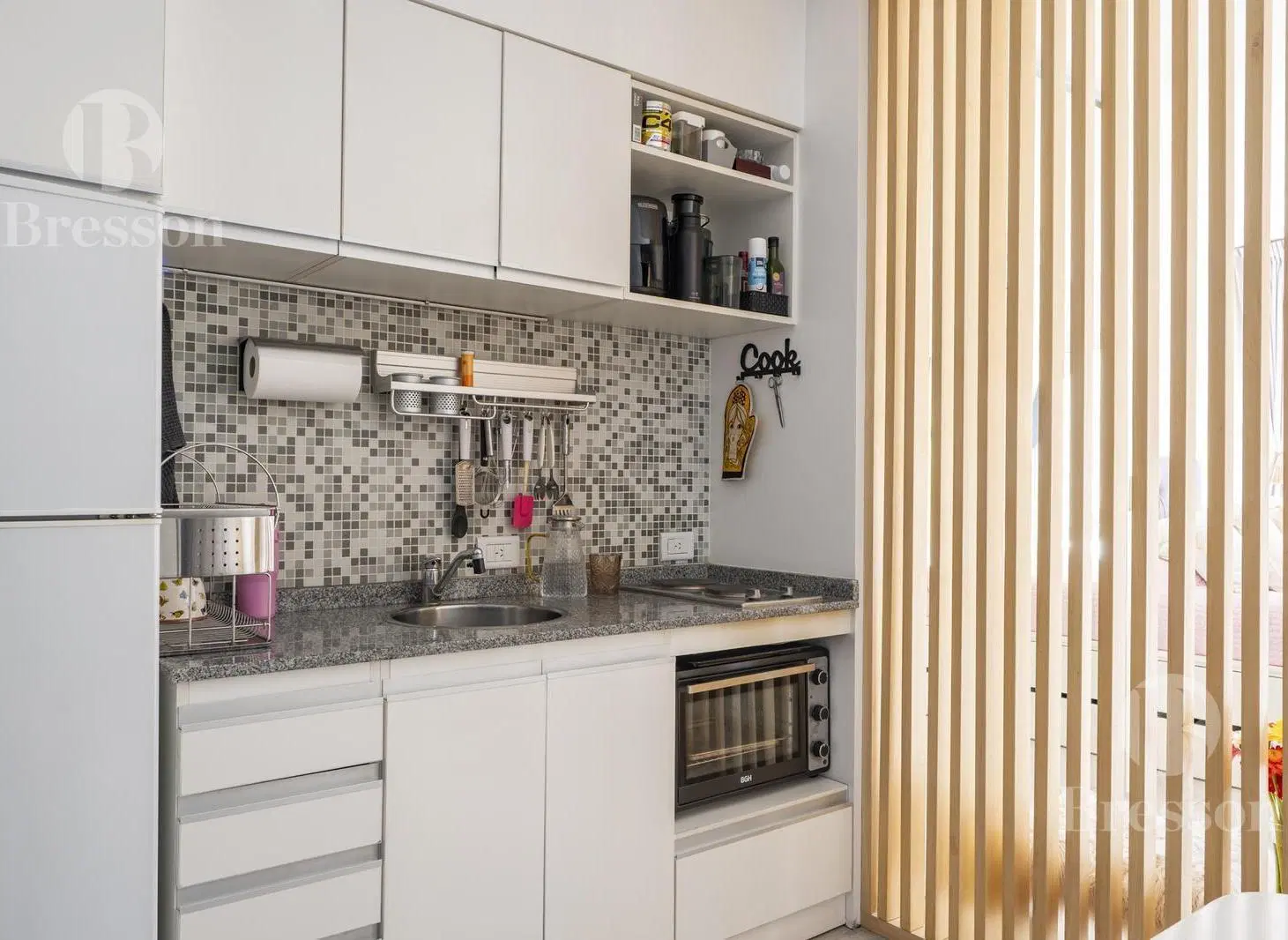 Luminoso monoambiente con amenities. 4