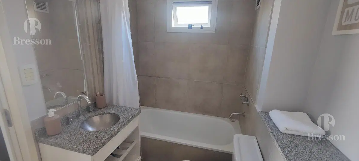 Departamento monoambiente amoblado a nuevo con balcón y terraza propia - Barrio Norte 5