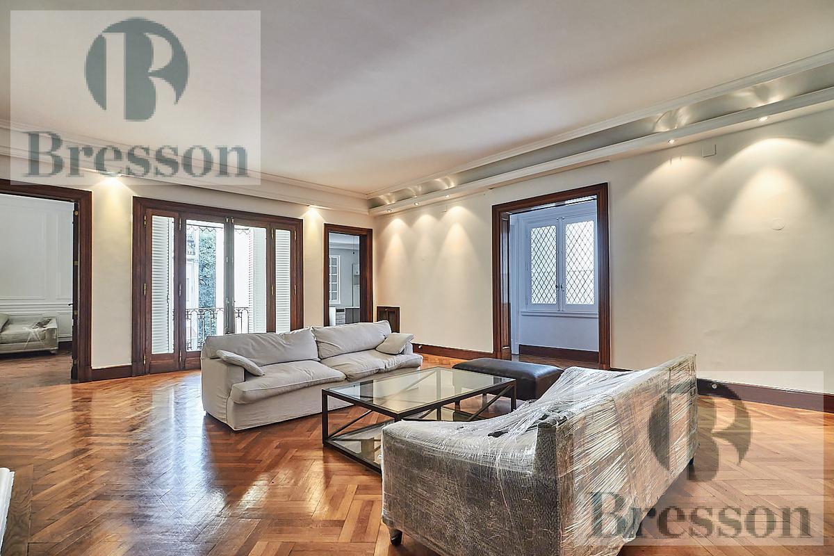 Foto de Departamento venta y alquiler francés - Recoleta Av Las Heras y, imagen 1