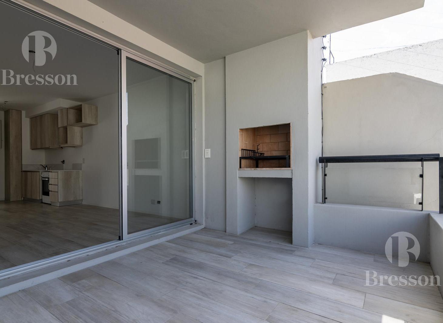 Foto de Departamento a estrenar con balcón, patio y parrilla, imagen 3