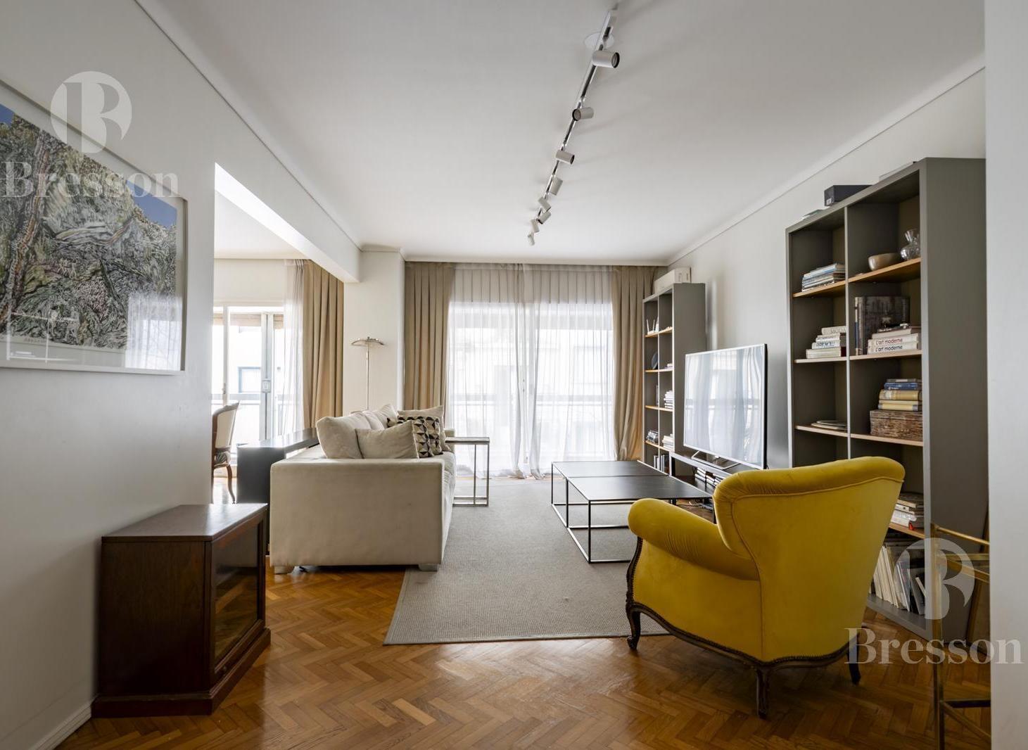 Foto de Departamento en venta de 4 ambientes con dependencia y cochera en, imagen 5
