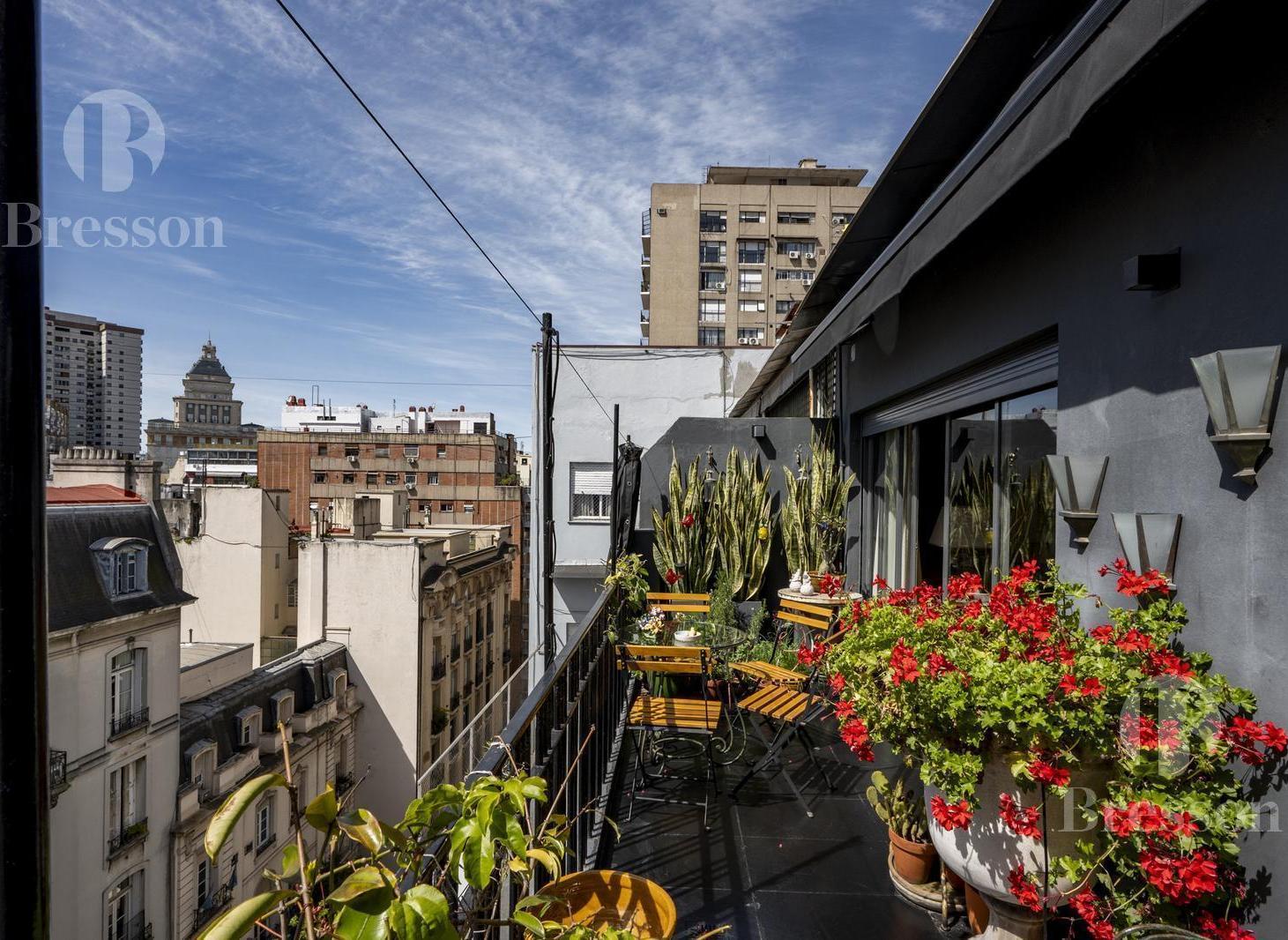 Foto de Departamento reciclado 2 dormitorios con dependencia y terraza en, imagen 3